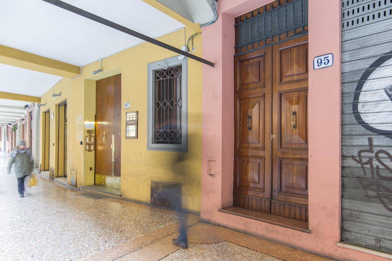 Bologna Rainbow Apartment Bolonha Exterior foto